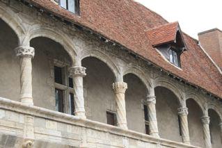 Colonnade Renaissance